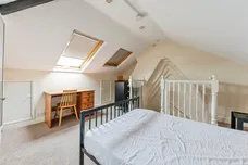 Holden Crescent, Newark