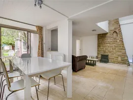 Castelnau, LONDON photo