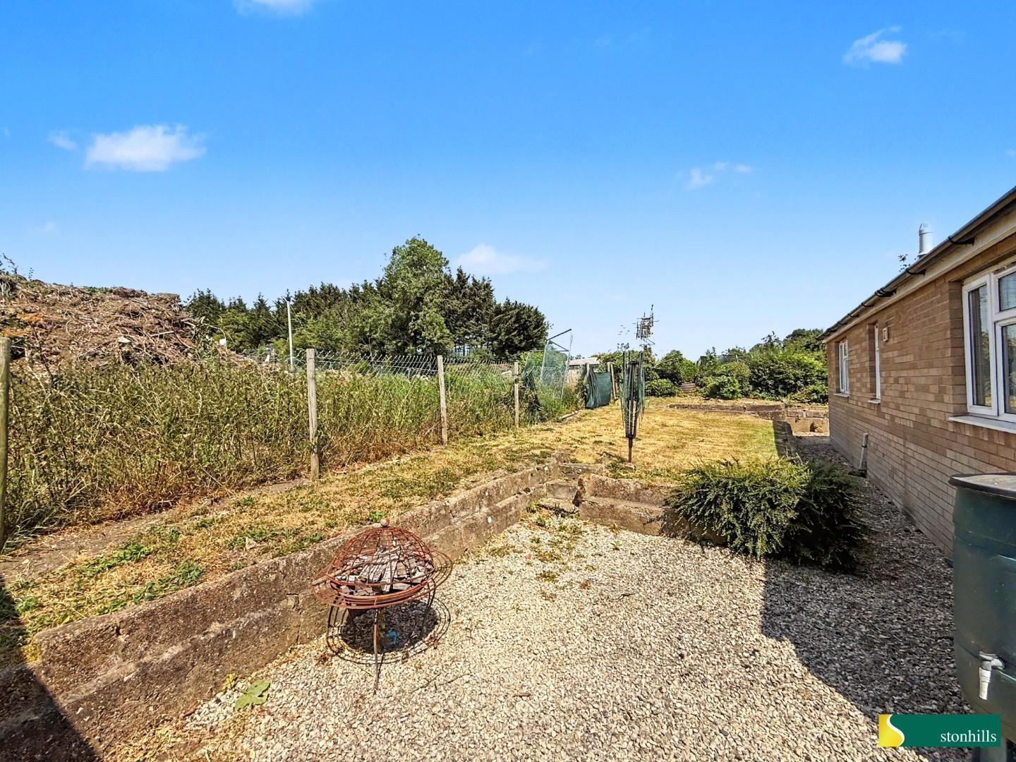 Roade Hill, Ashton, Northampton Image 8