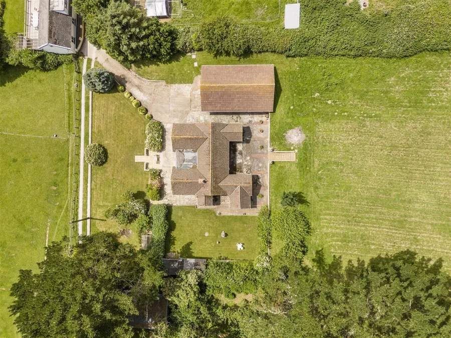Property Image 32
