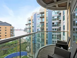 Bridges Court Road, London photo