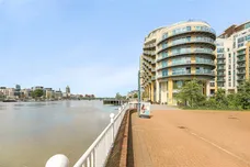 Bridges Court Road, London