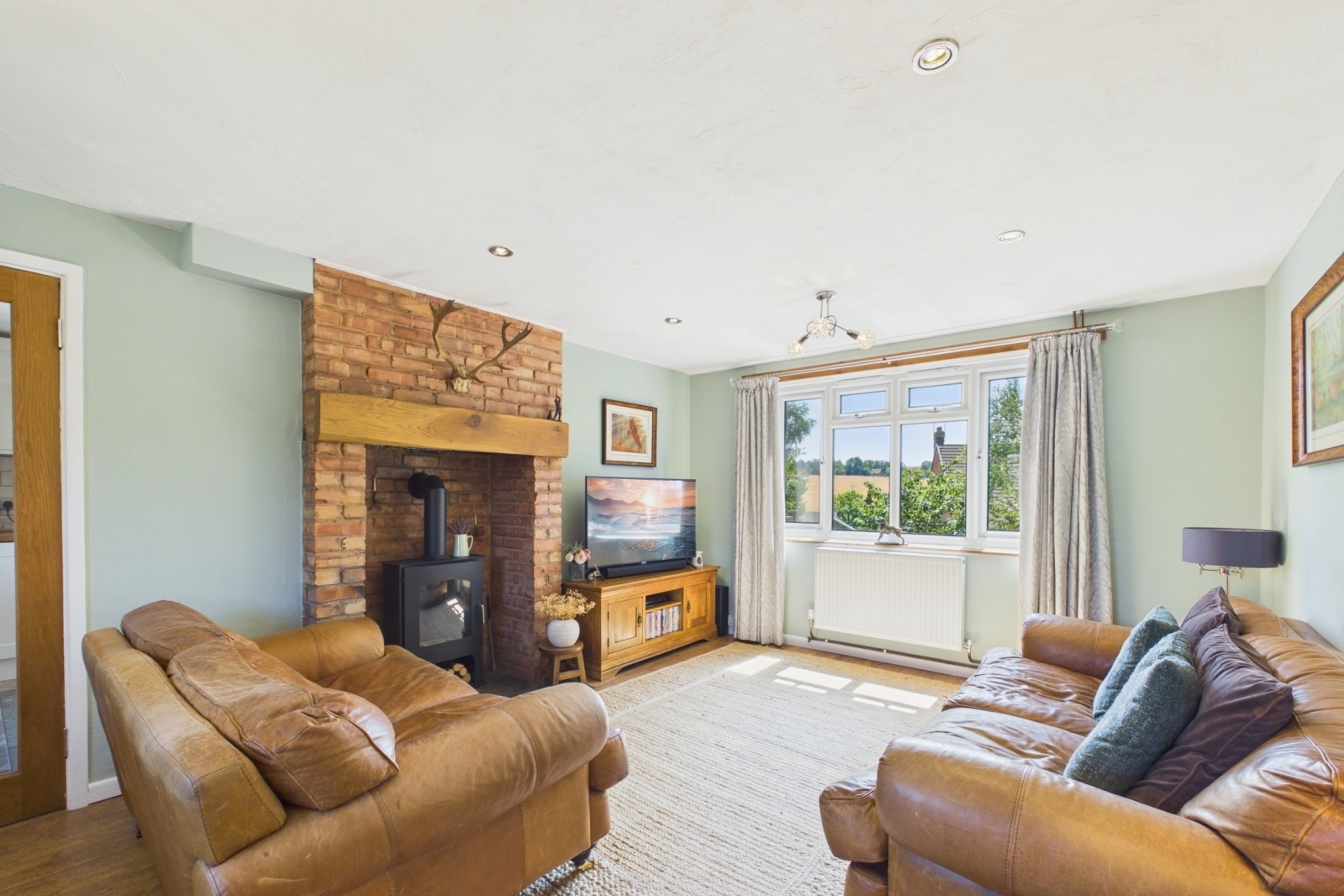 The Claytons, Bridstow, Ross-on-Wye, Hfds, HR9 Image 2