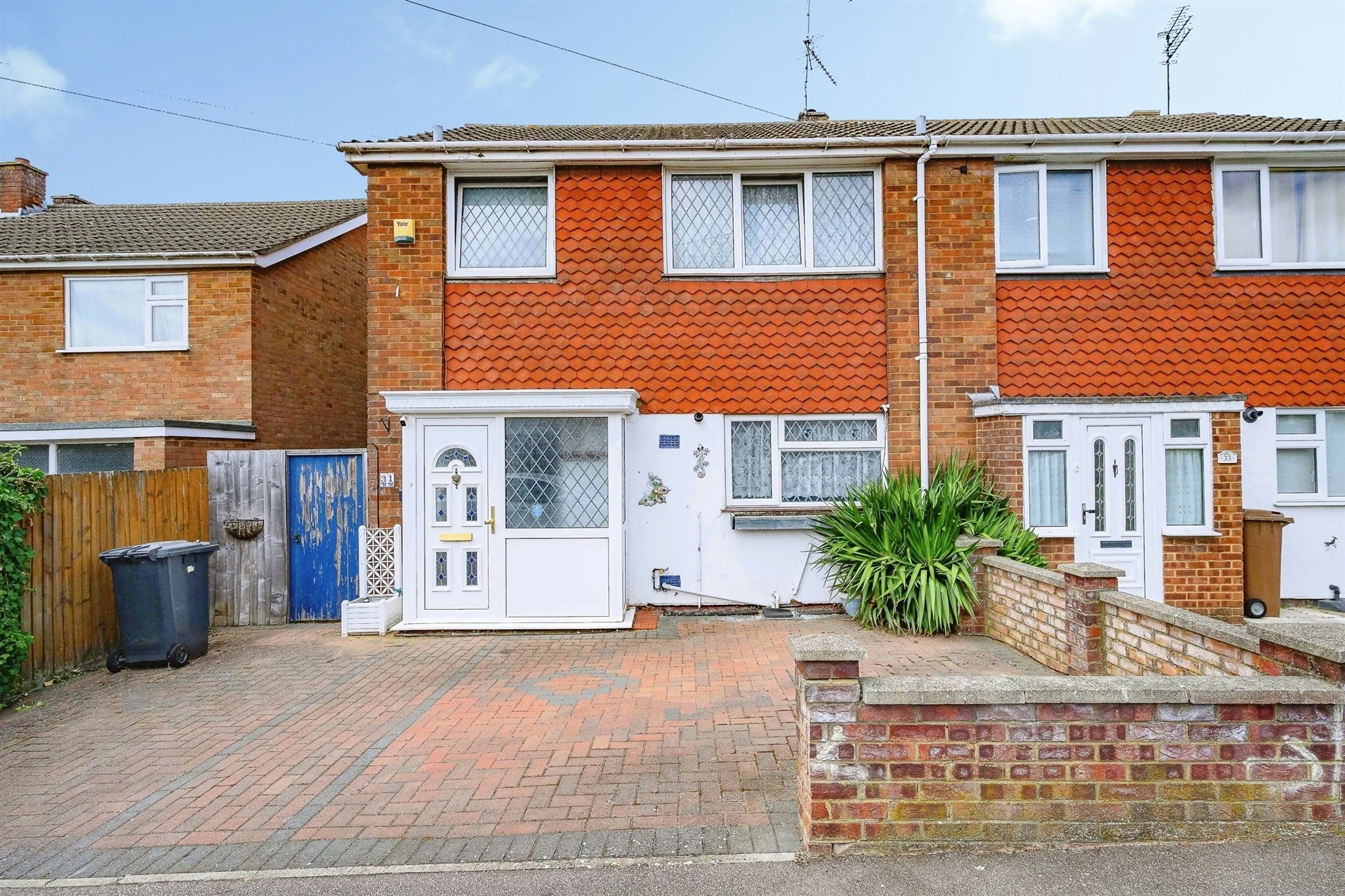 Property photo 0