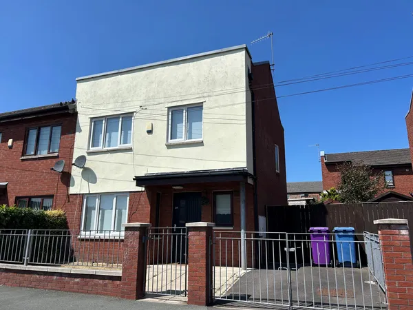 Park Hill Road, L8 4TF
