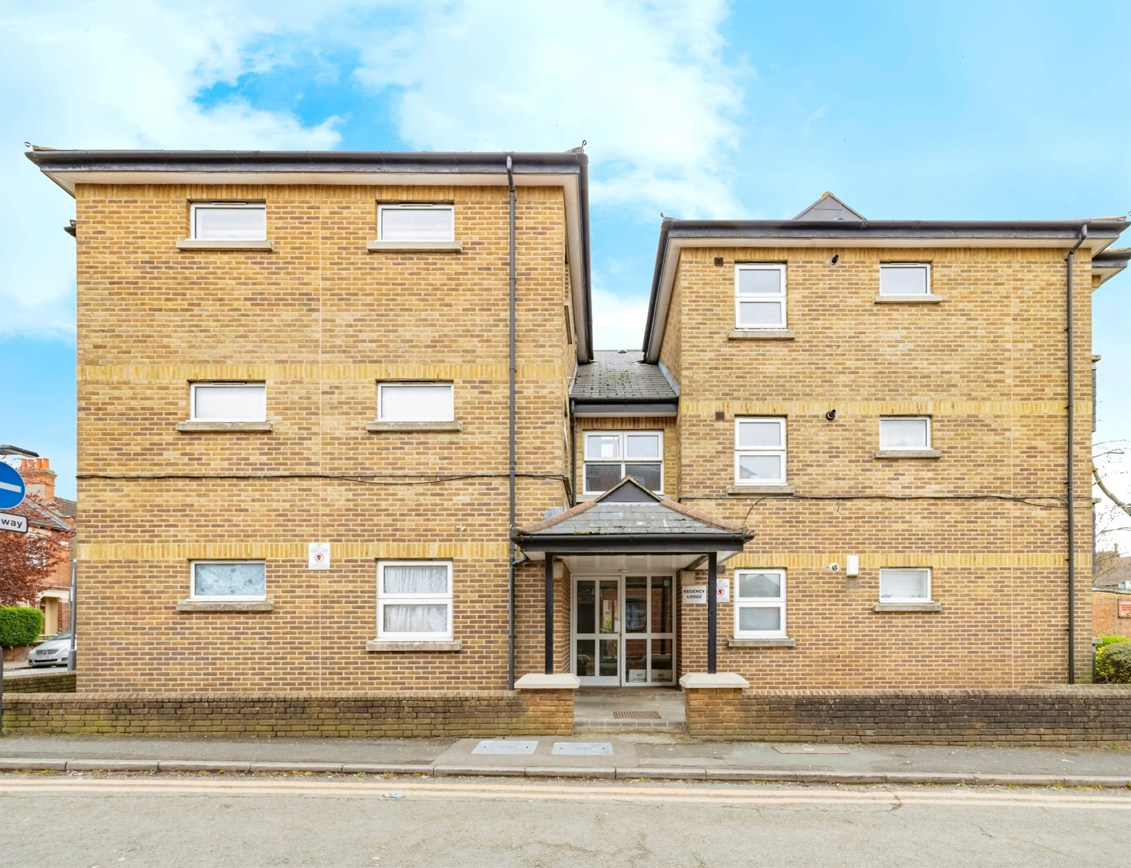 Property photo 0