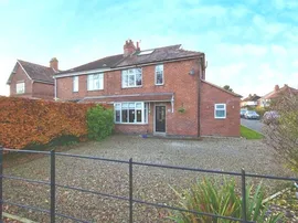 Park Terrace, New Earswick, York photo