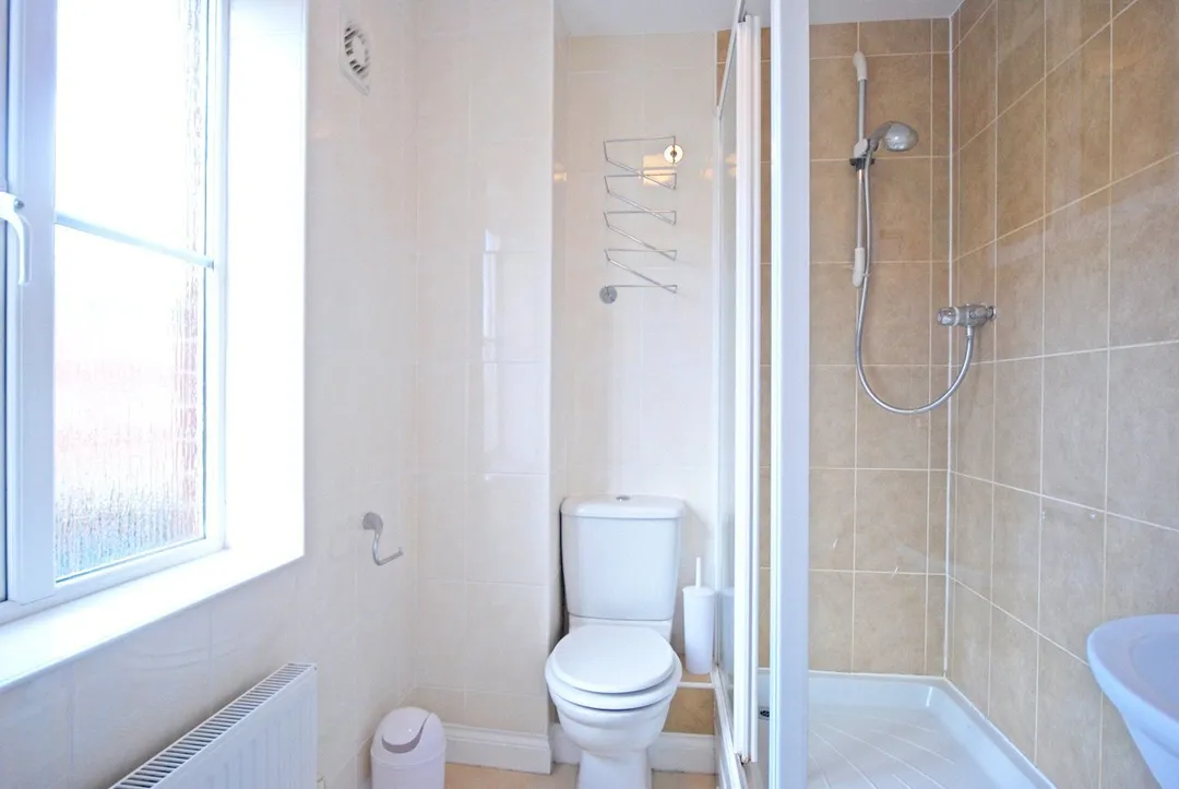 https://mr0.homeflow-assets.co.uk/files/photo/image/47868/9651/_x_/OCL150133_19.jpg