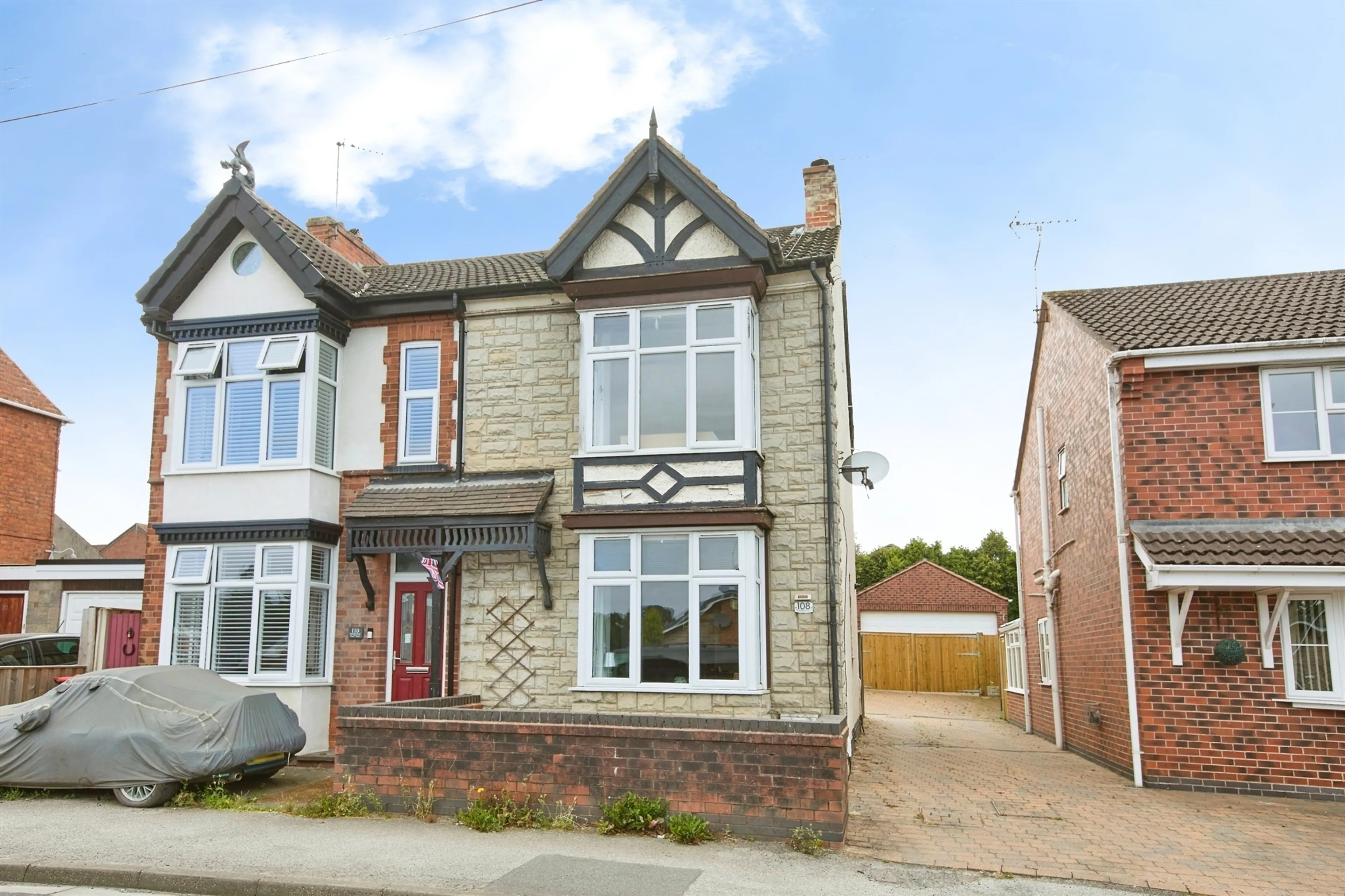 Property photo 0