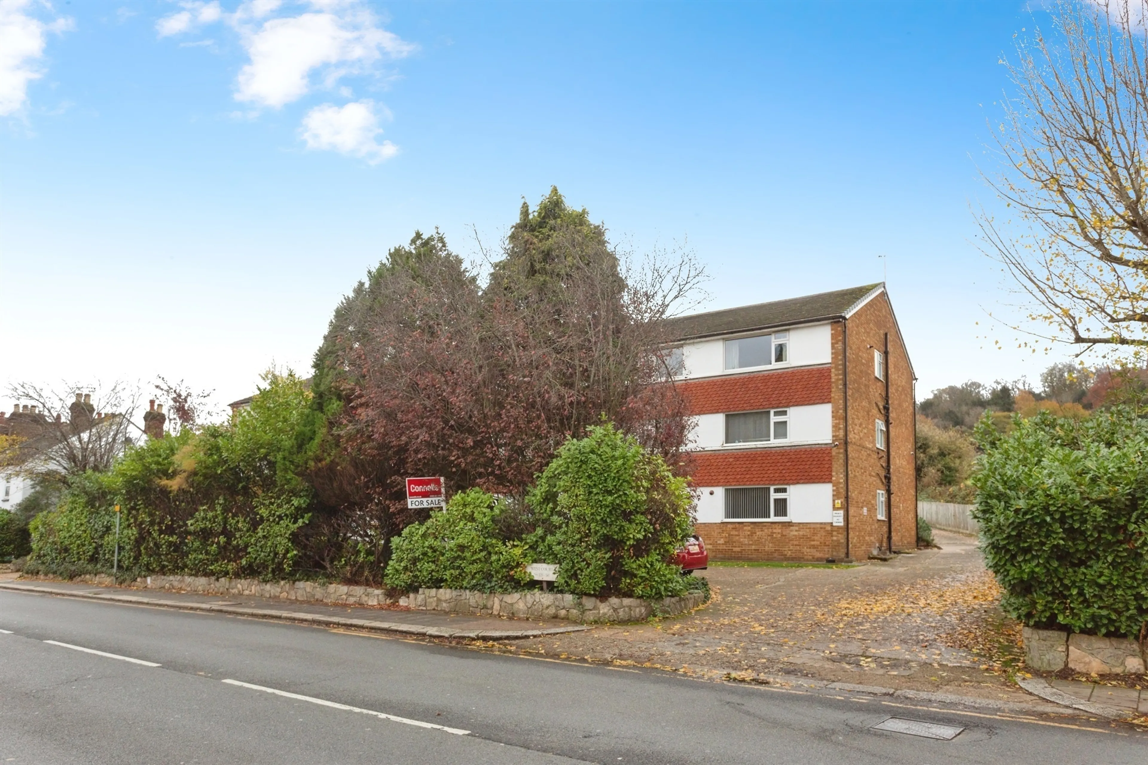 Property photo 0