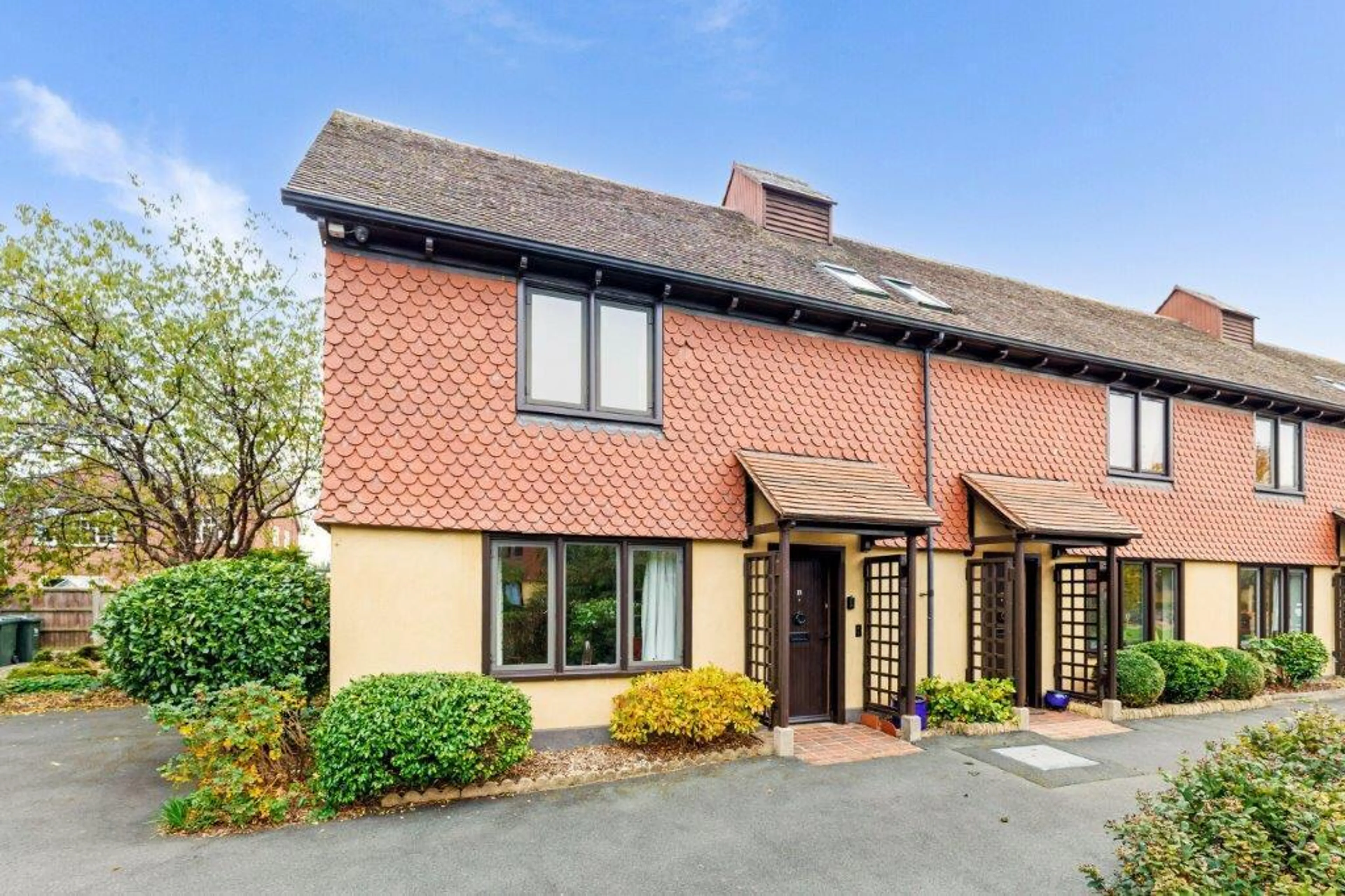 Property photo 0