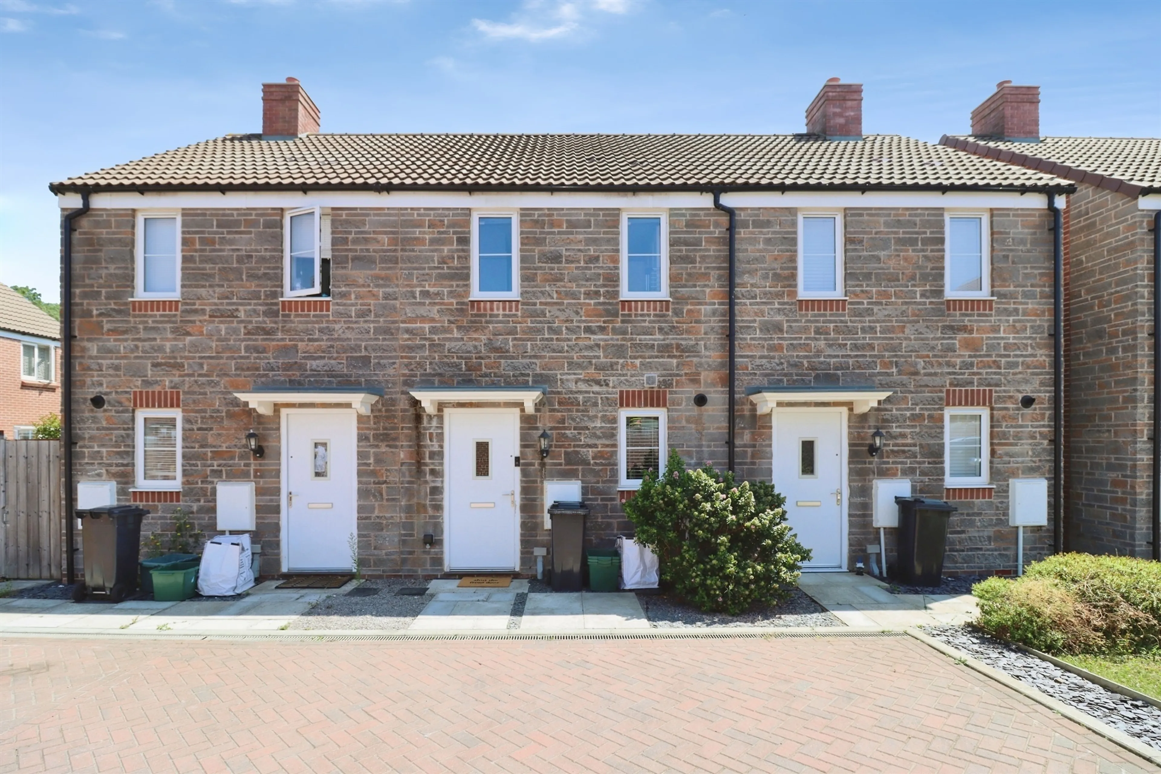 Property photo 0