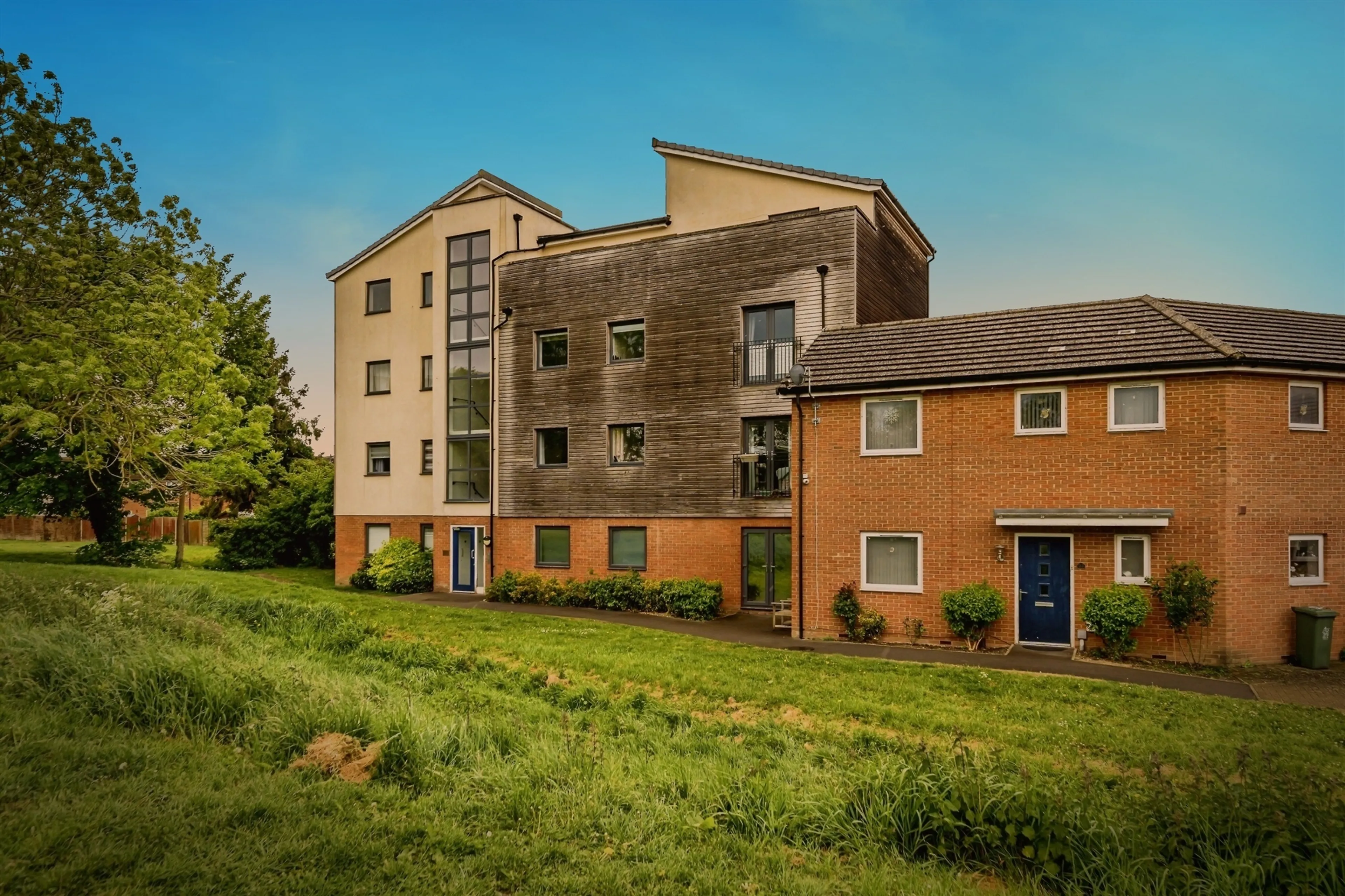 Property photo 0