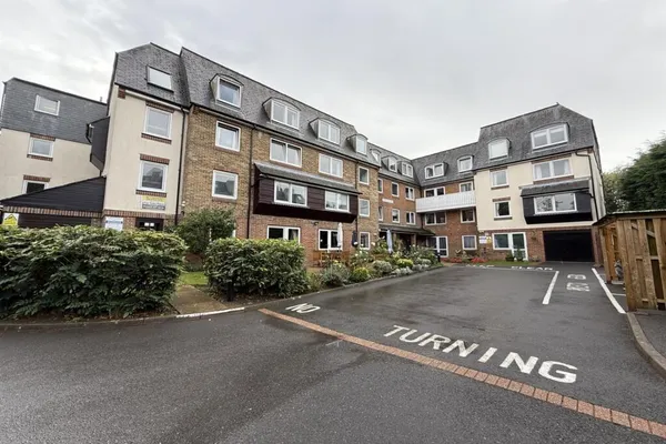 Mill Bay Lane, RH12