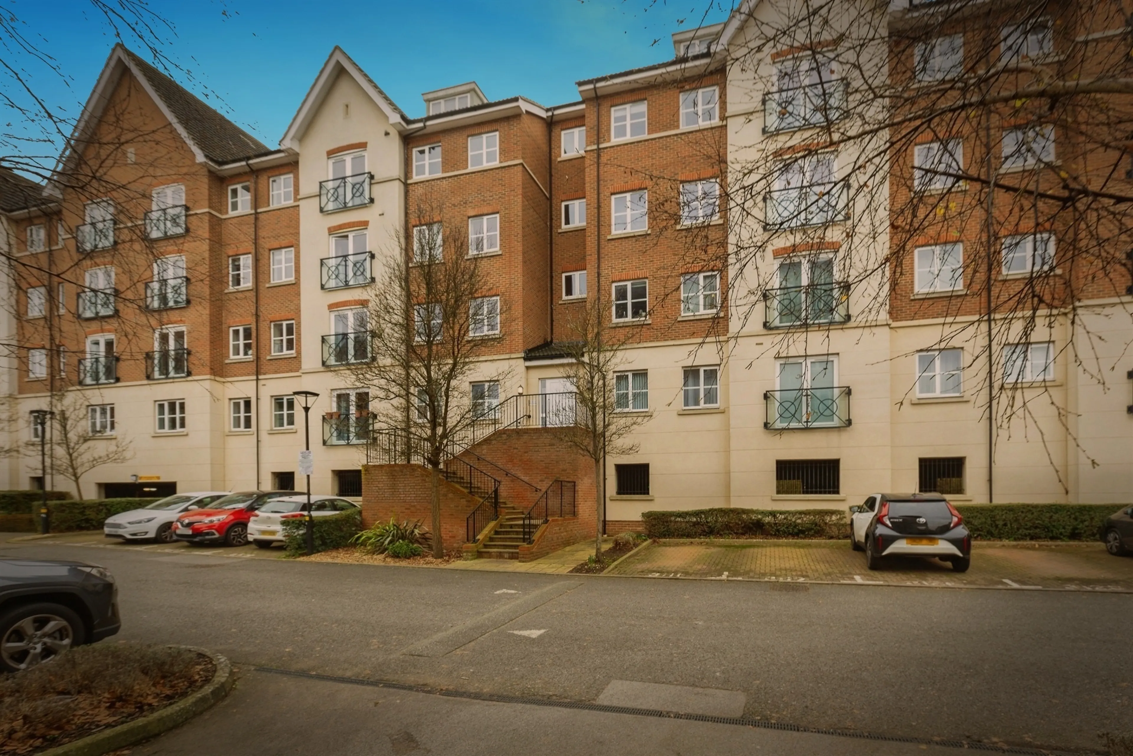 Property photo 0