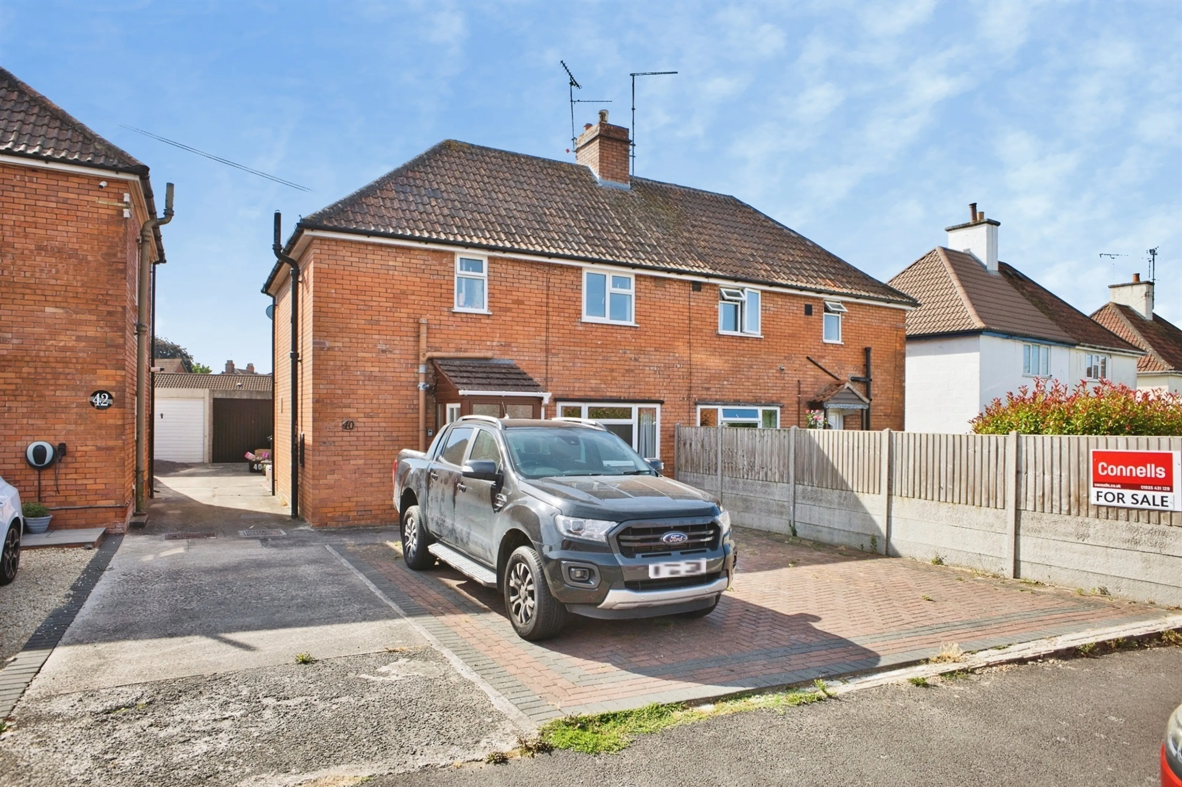 Property photo 0