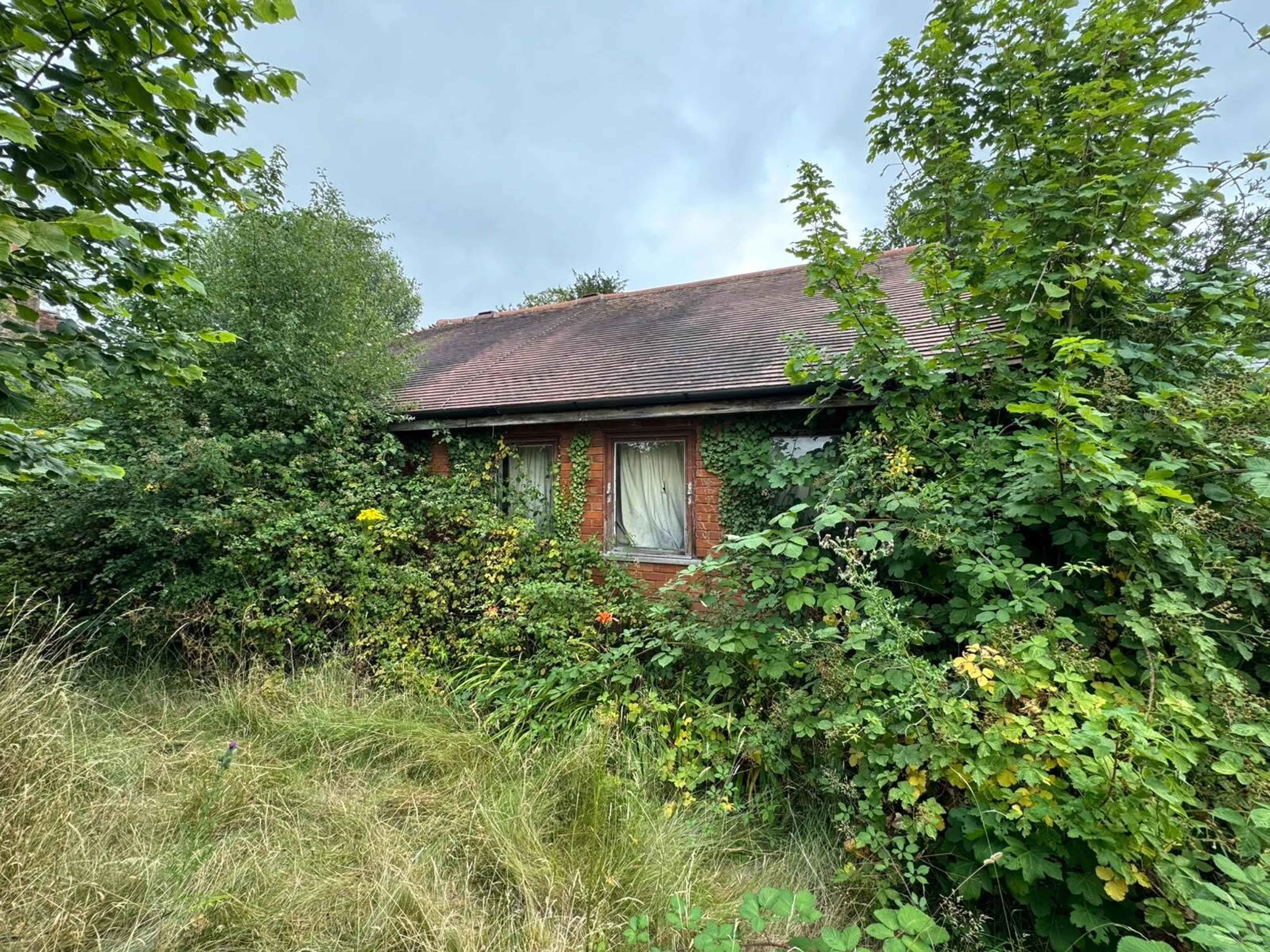 Property photo 0