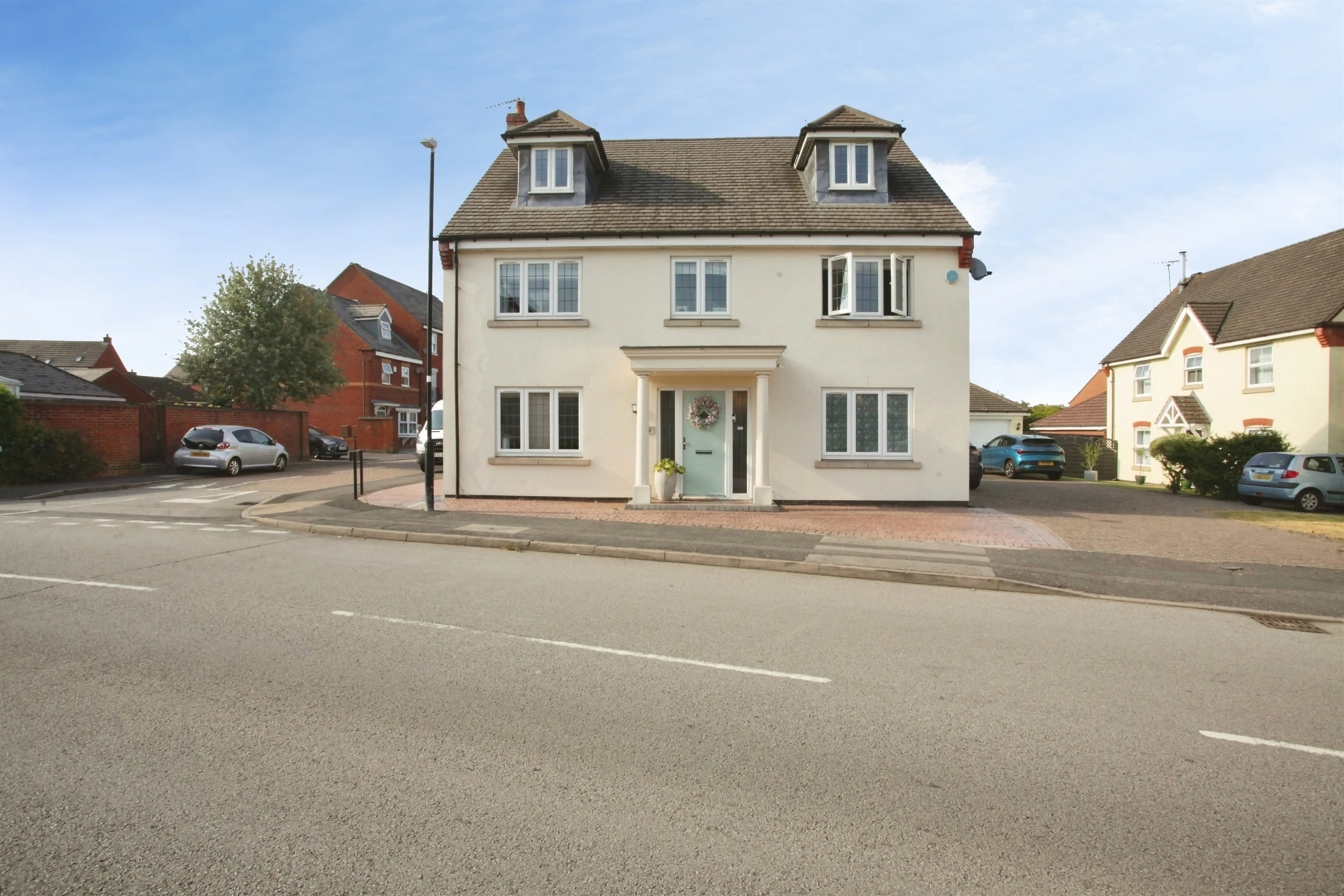 Property photo 0