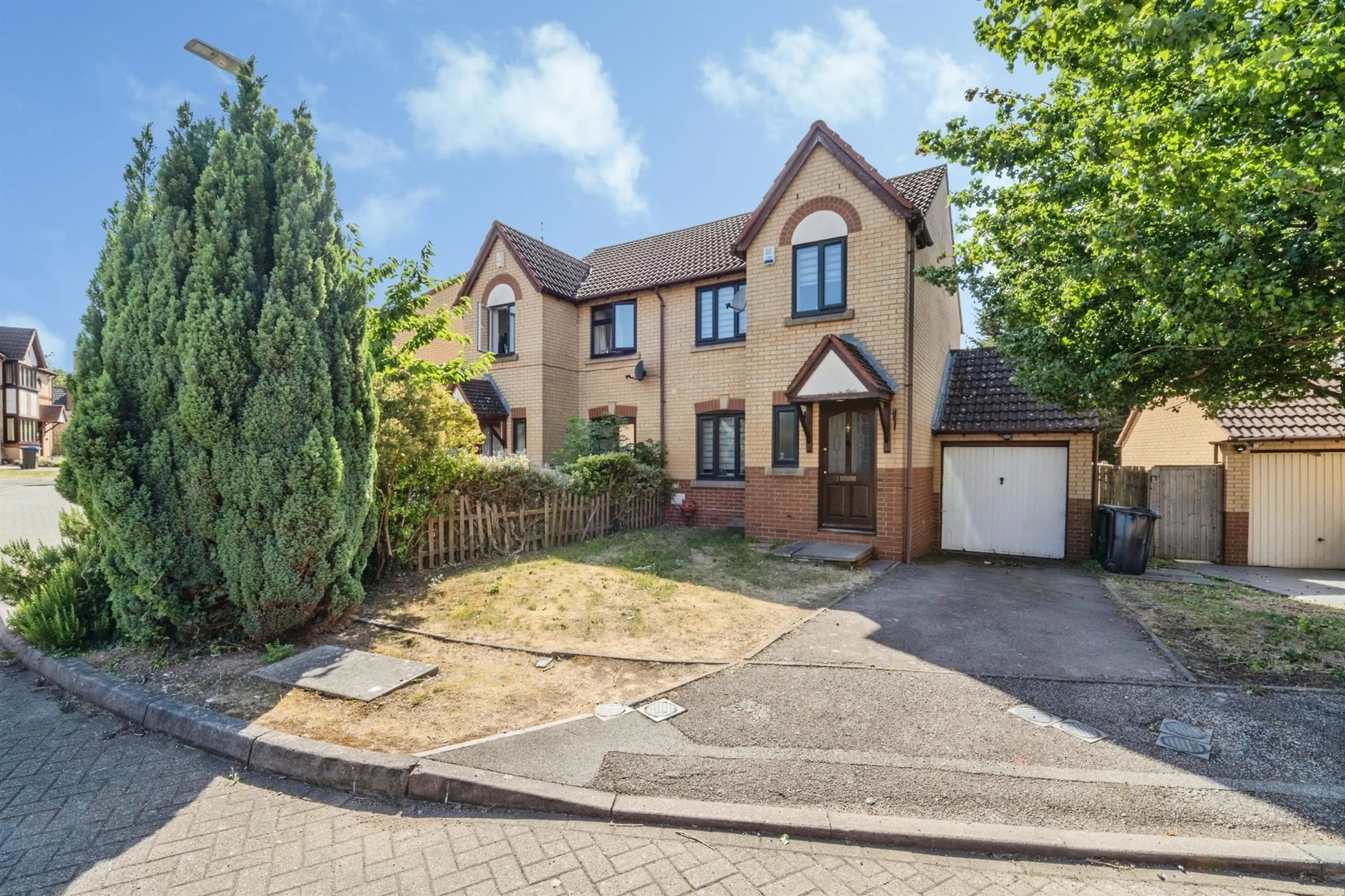 Property photo 0