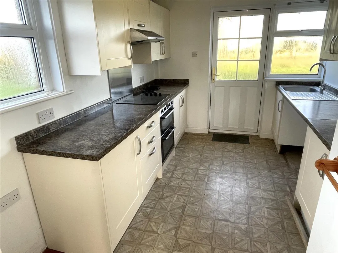https://mr0.homeflow-assets.co.uk/files/photo/image/47871/5044/_x_/rN-I5Y5sOUOOub22kdk0sg.jpg