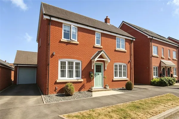 Willow Way, Meon Vale, Stratford-upon...