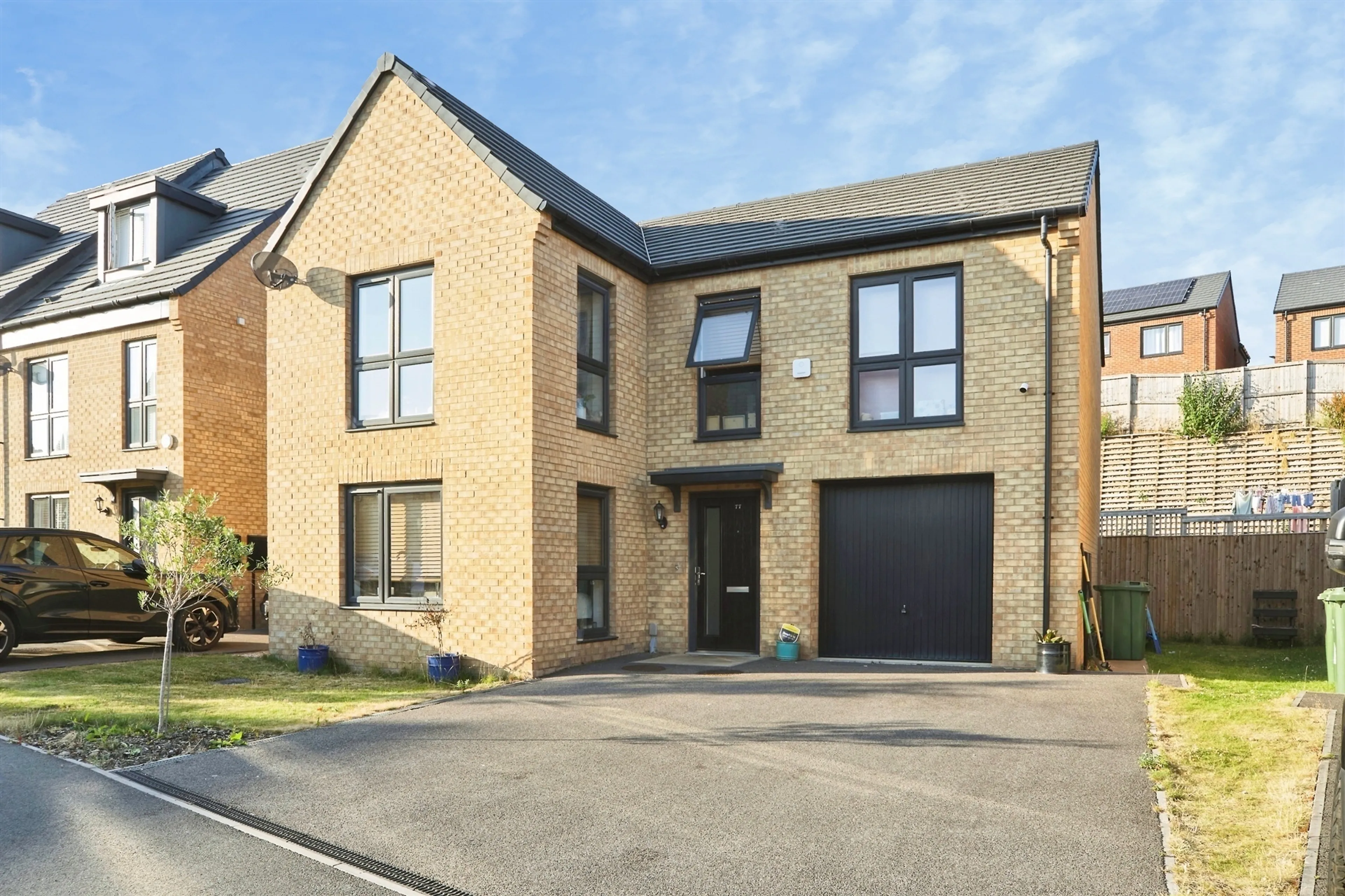 Property photo 0