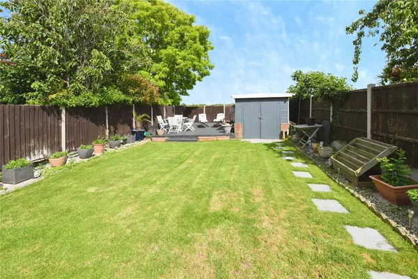 New England Crescent, Great Wakering,...