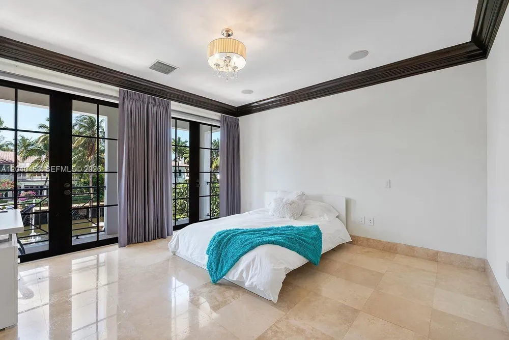 2601 Delmar Pl, Fort Lauderdale, FL 33301