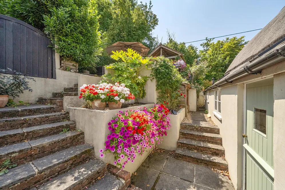 Village Street, Chilbolton, SO20 photo 7