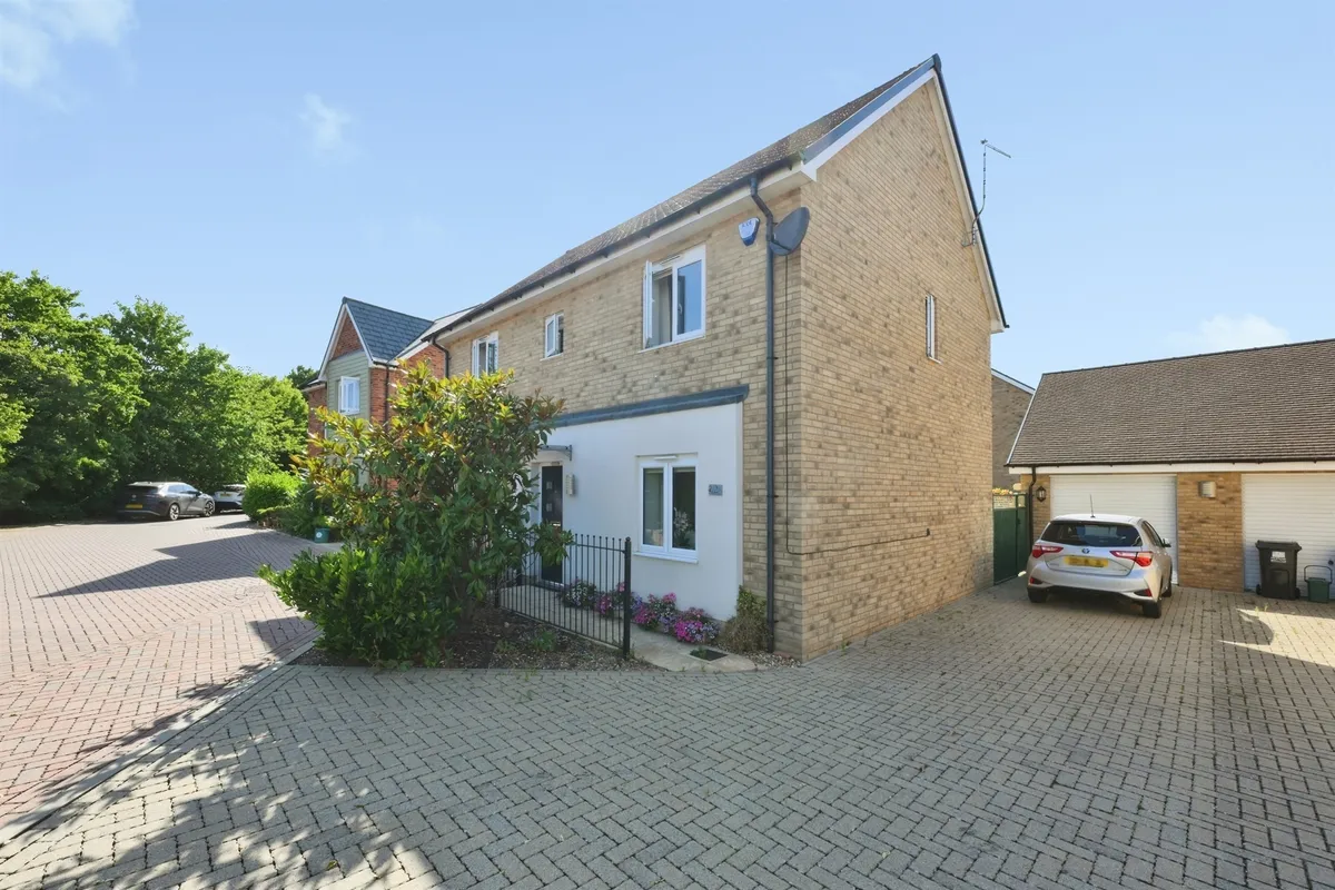 Taylor Close, Harlow