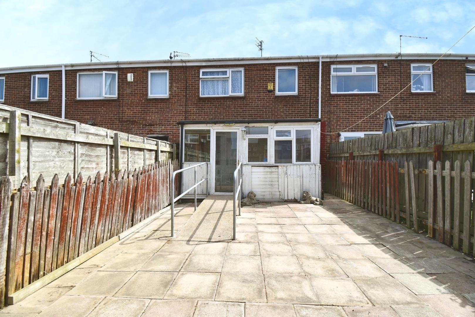 Ladyside Close, Bransholme, Hull Image 11