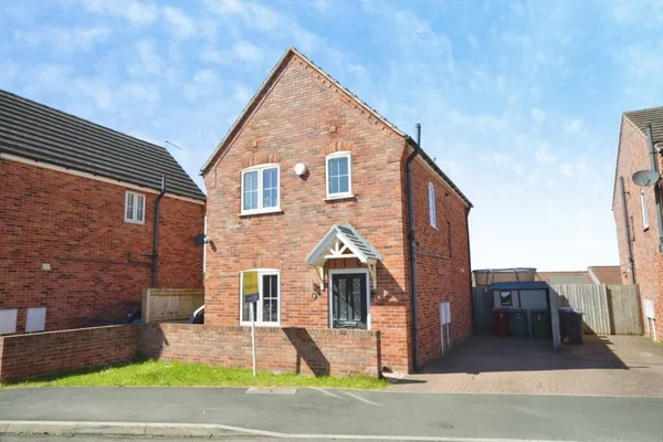 Dunsil Close, Chesterfield, S44