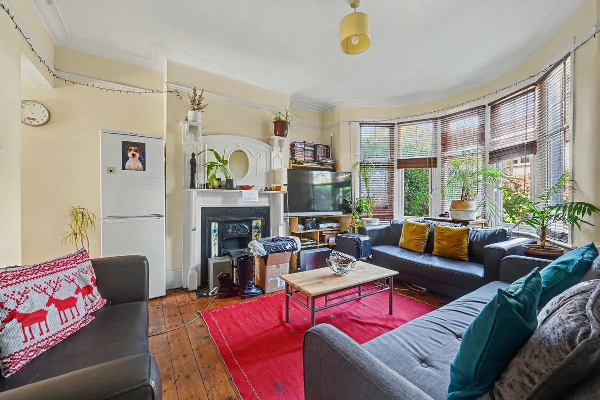 Dewsbury Road, London, NW10