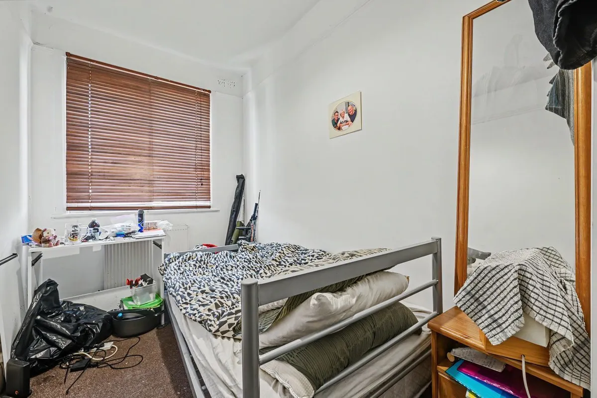 Dewsbury Road, London, NW10