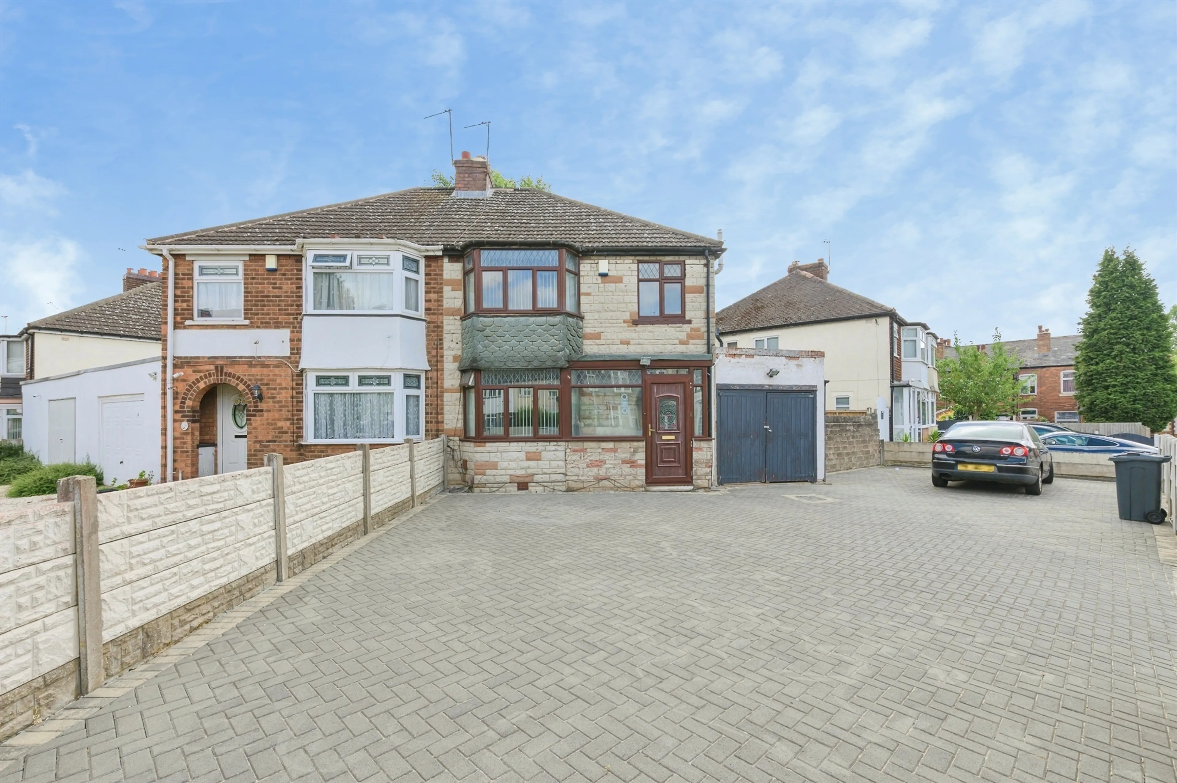Property photo 0