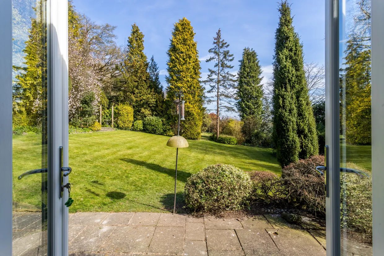 Wray Lane, Reigate, RH2 photo 8