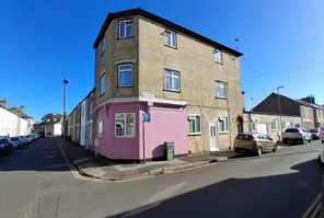 Main property image