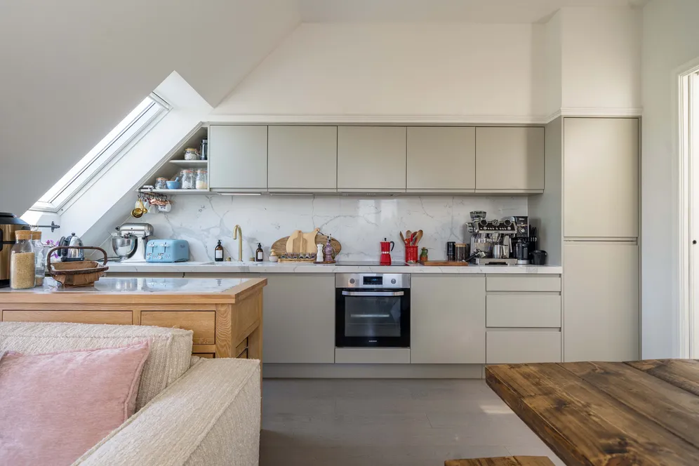 Gunnersbury Avenue, Ealing, W5 photo 4
