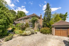 Wray Lane, Reigate, RH2 photo 21
