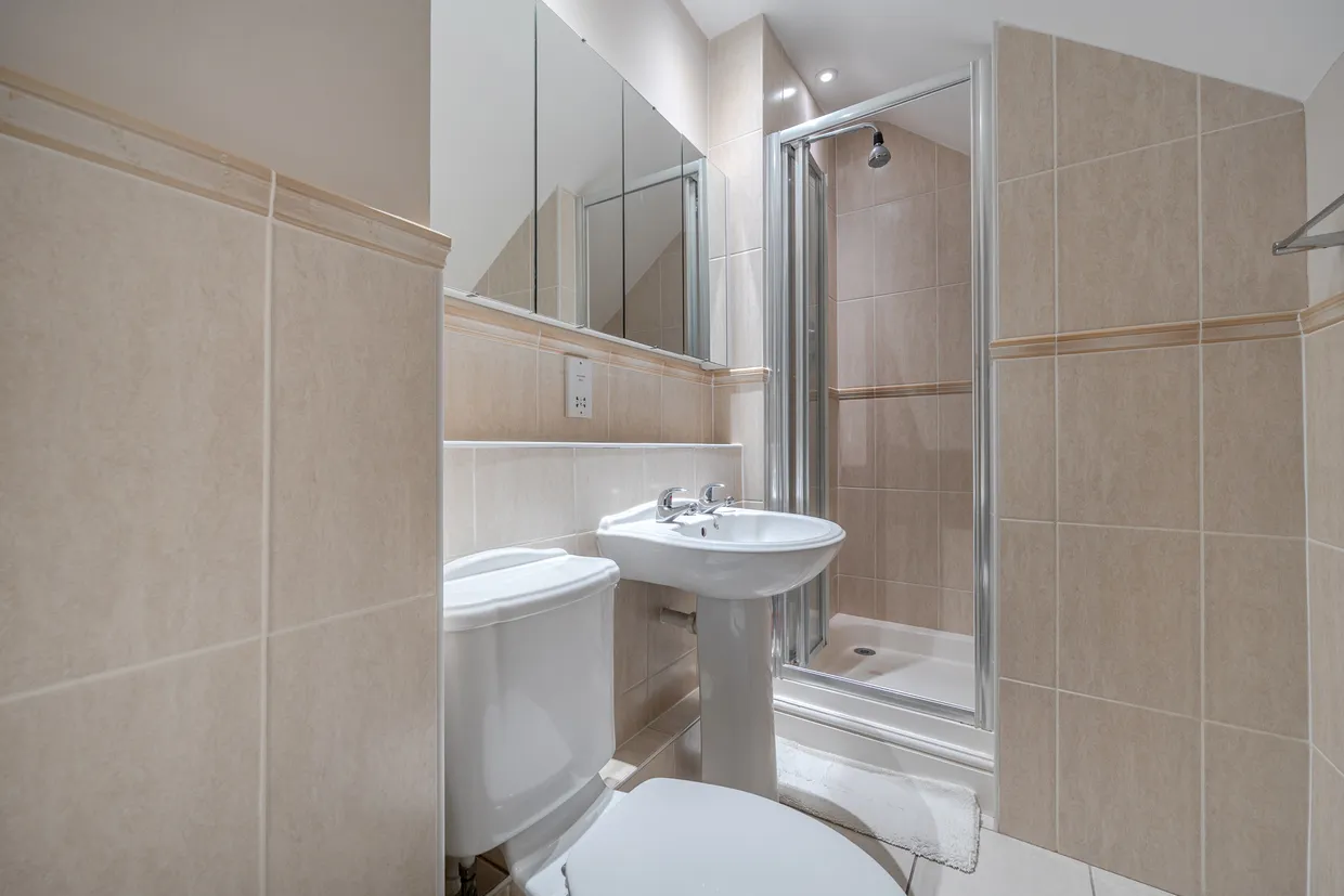 Lambourne Court, Ray Mead Road, Maidenhead, SL6 photo 10