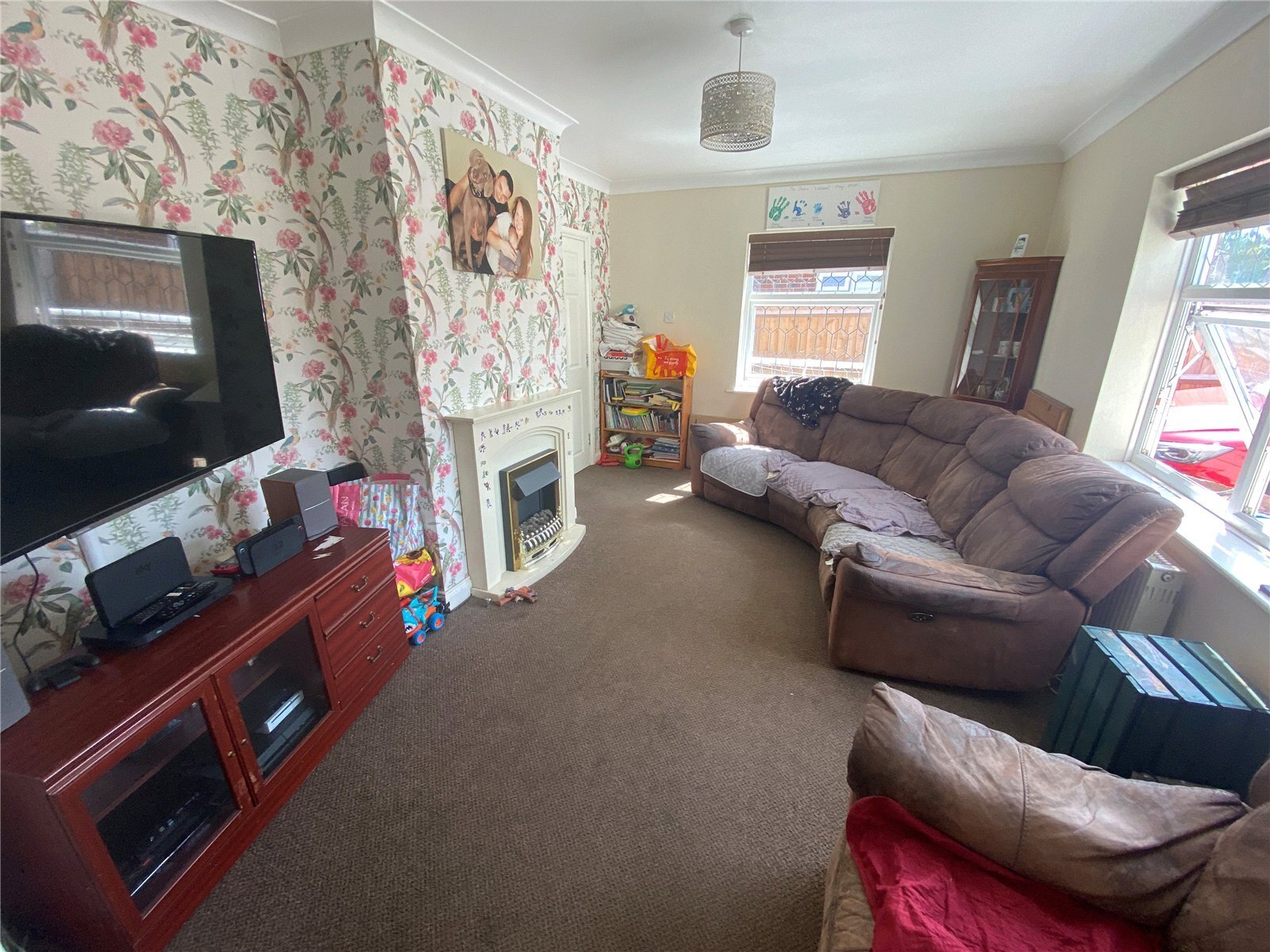 Roosevelt Crescent, Kinson, Bournemouth, Dorset, BH11 Image 2