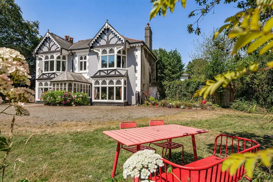 Property Image 28
