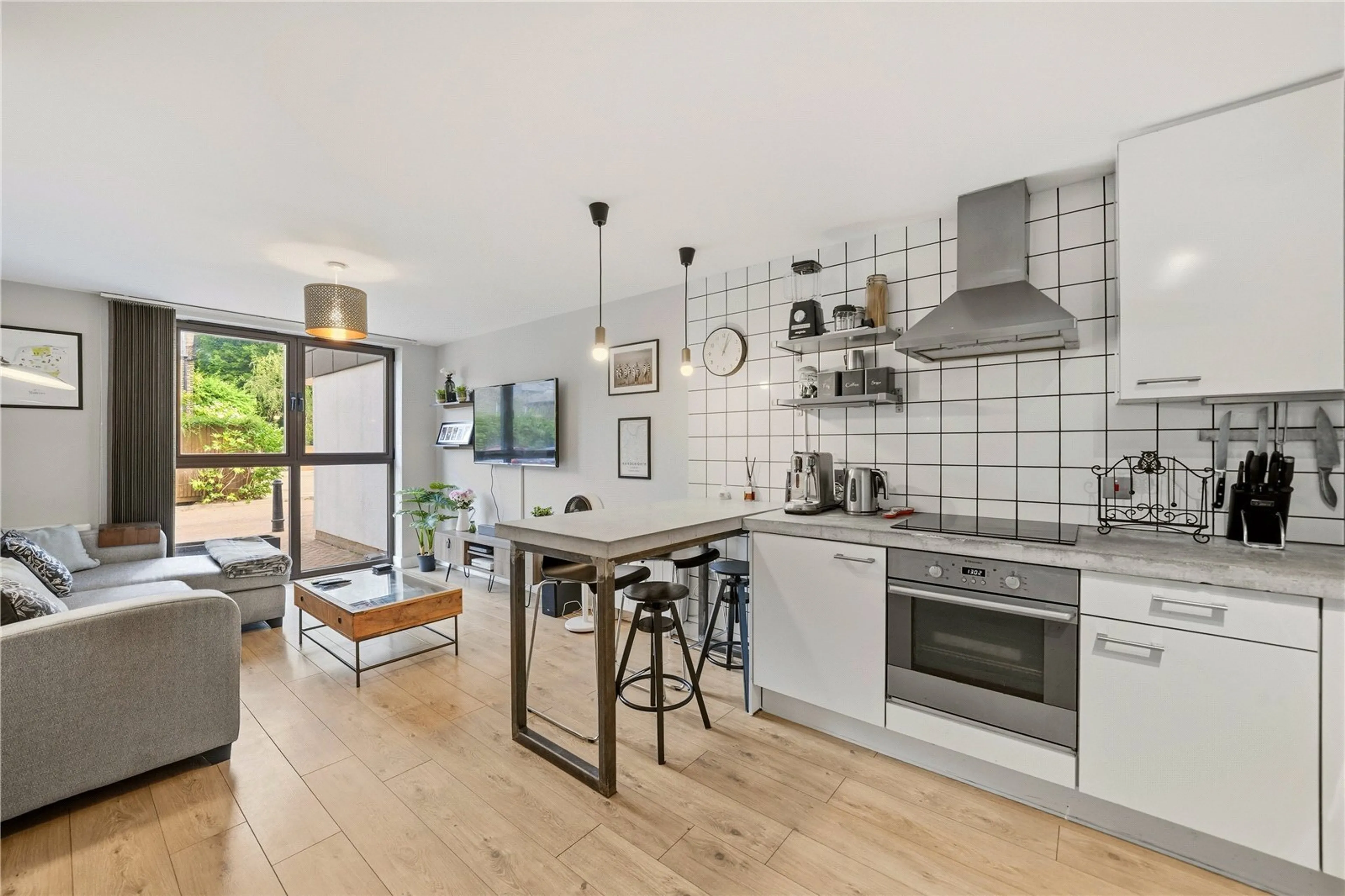Property at Petergate, London, SW11