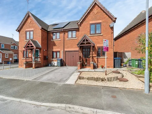 Balmoral Close, Chippenhamphoto