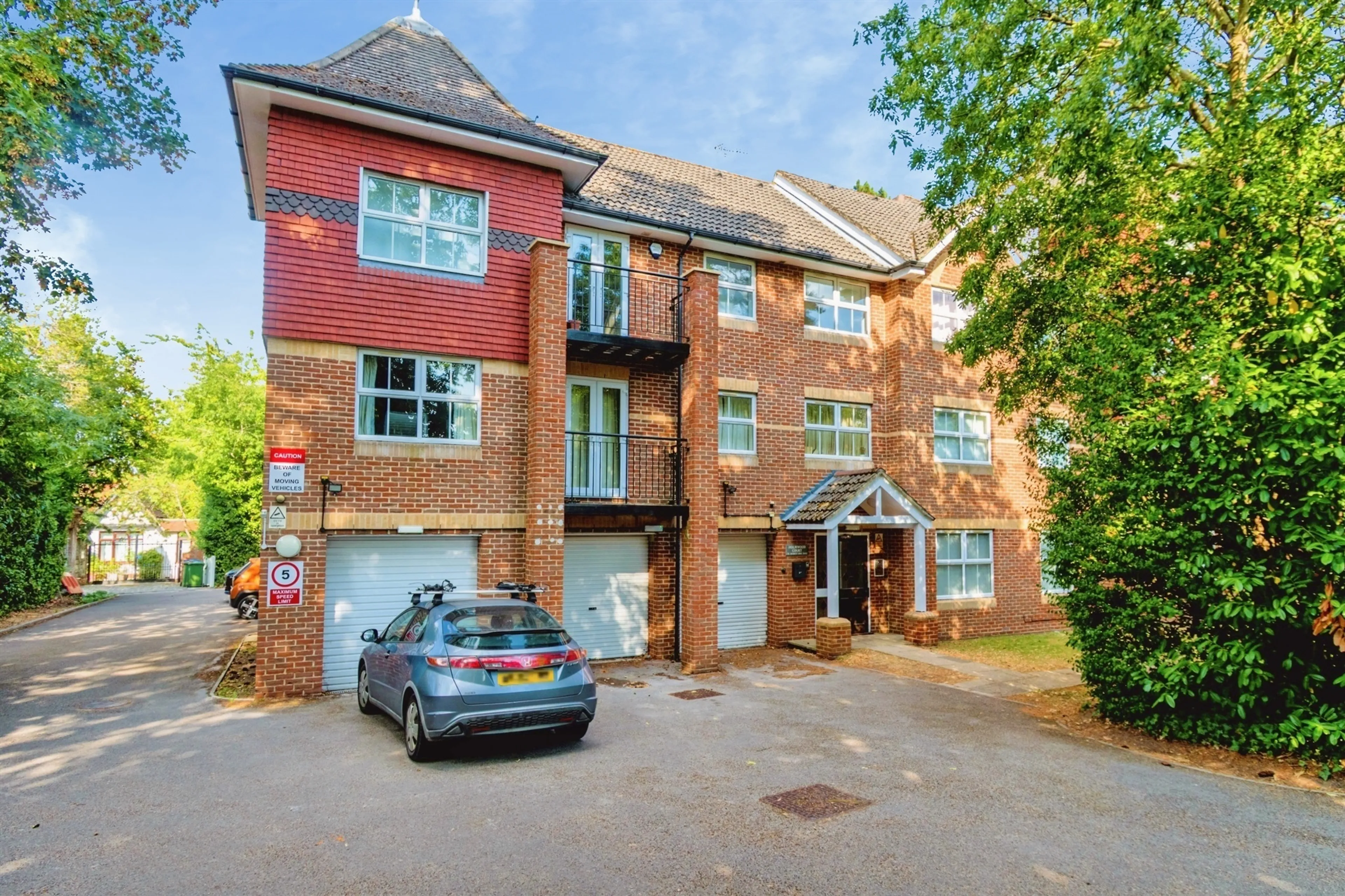Property photo 0
