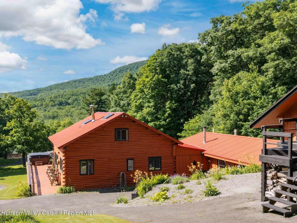 5268 County Route 20, Durham, NY 12422