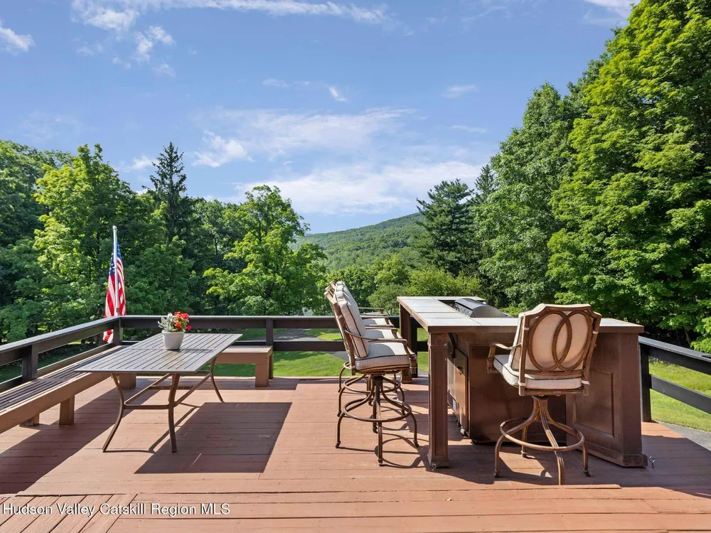 5268 County Route 20, Durham, NY 12422