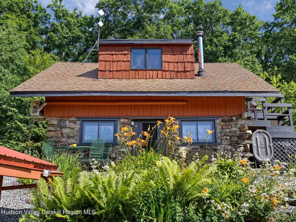 5268 County Route 20, Durham, NY 12422
