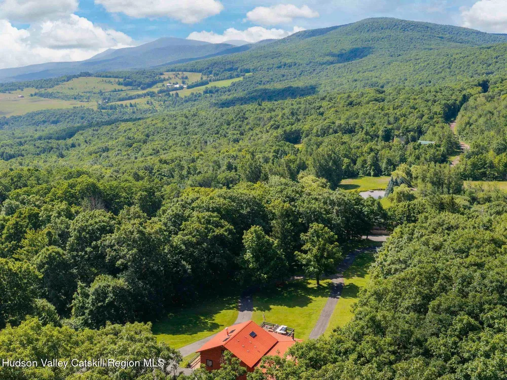 5268 County Route 20, Durham, NY 12422