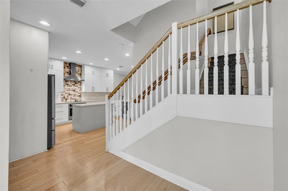 1617 NE 2nd Ct, Fort Lauderdale, FL 33301